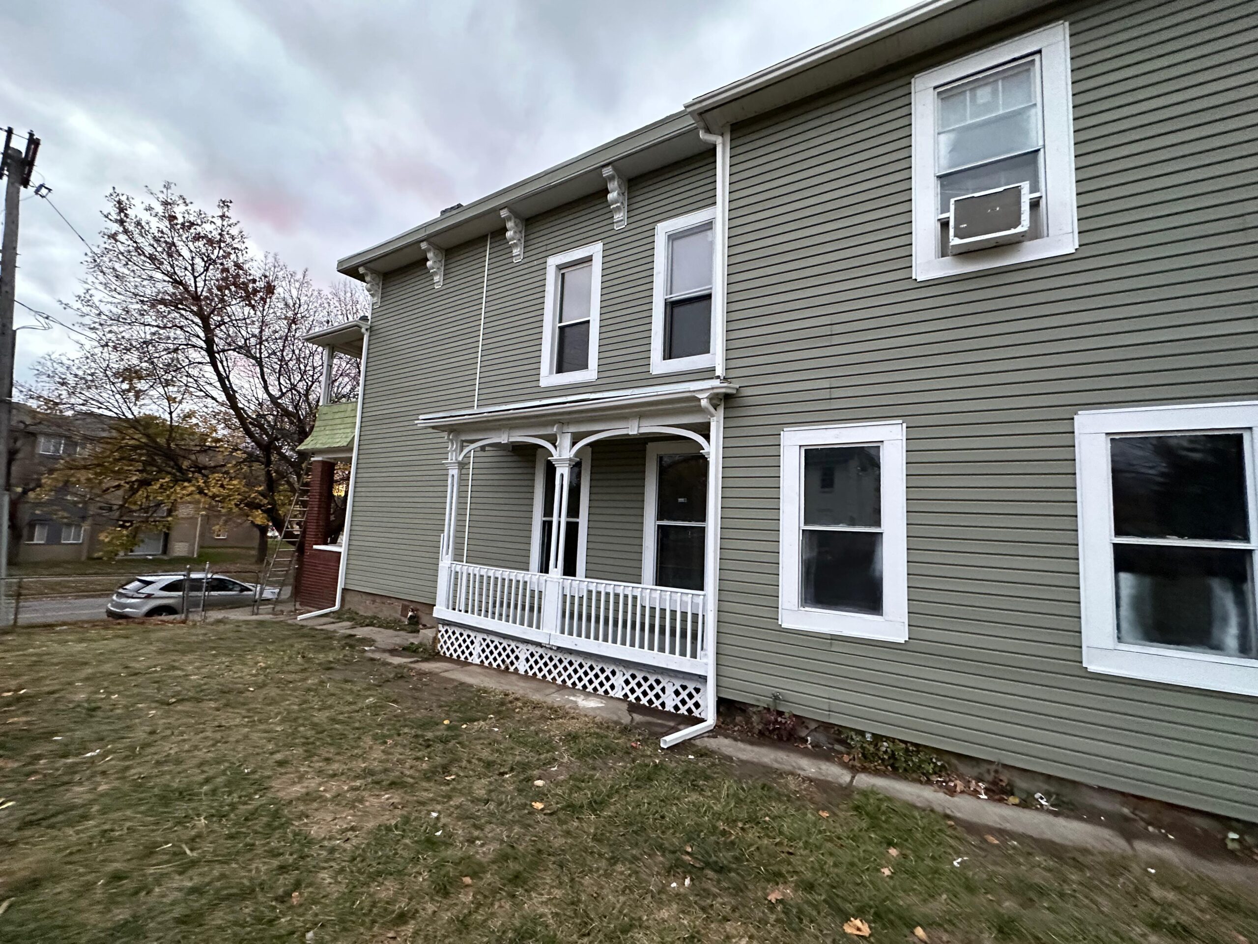 WhatsApp Image 2025-11-14 at 1.28.34 PM (2)